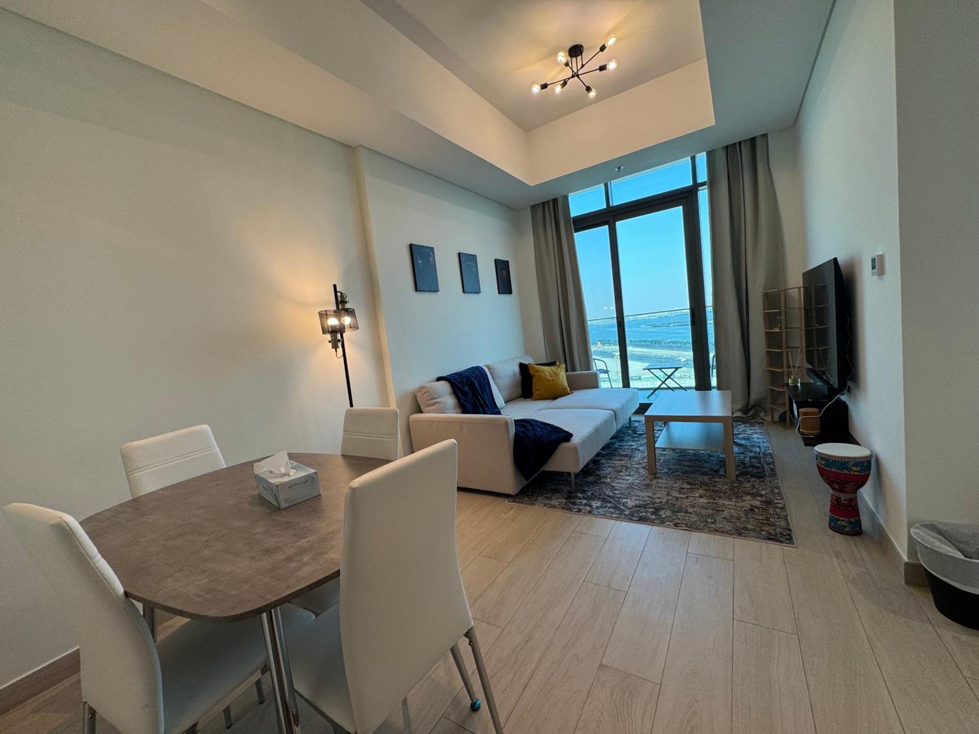 Ashri Luxurious With Breathtaking Views In Azizi Creek Views, Fawad