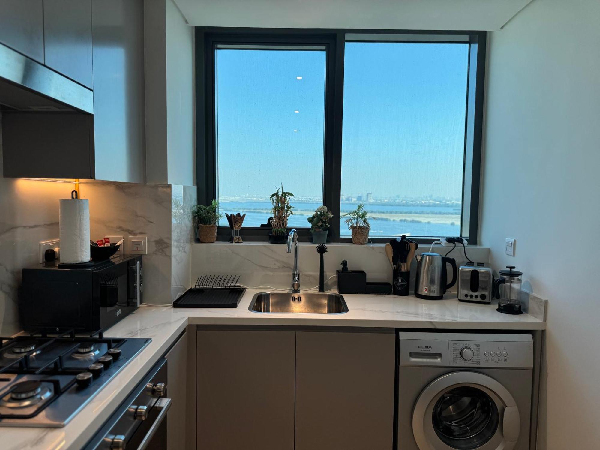 Ashri Luxurious With Breathtaking Views In Azizi Creek Views, Fawad Apartment Dubai