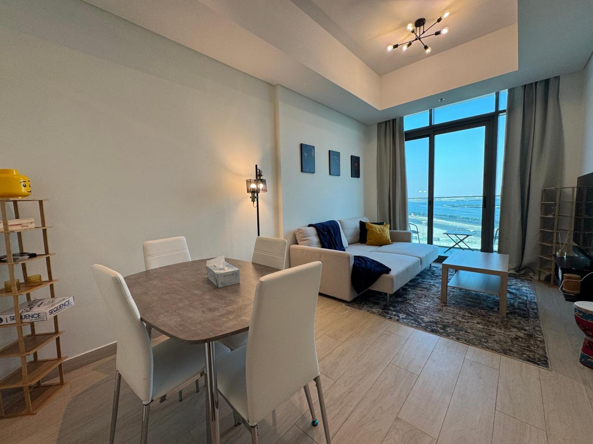 Ashri Luxurious With Breathtaking Views In Azizi Creek Views, Fawad Dubai
