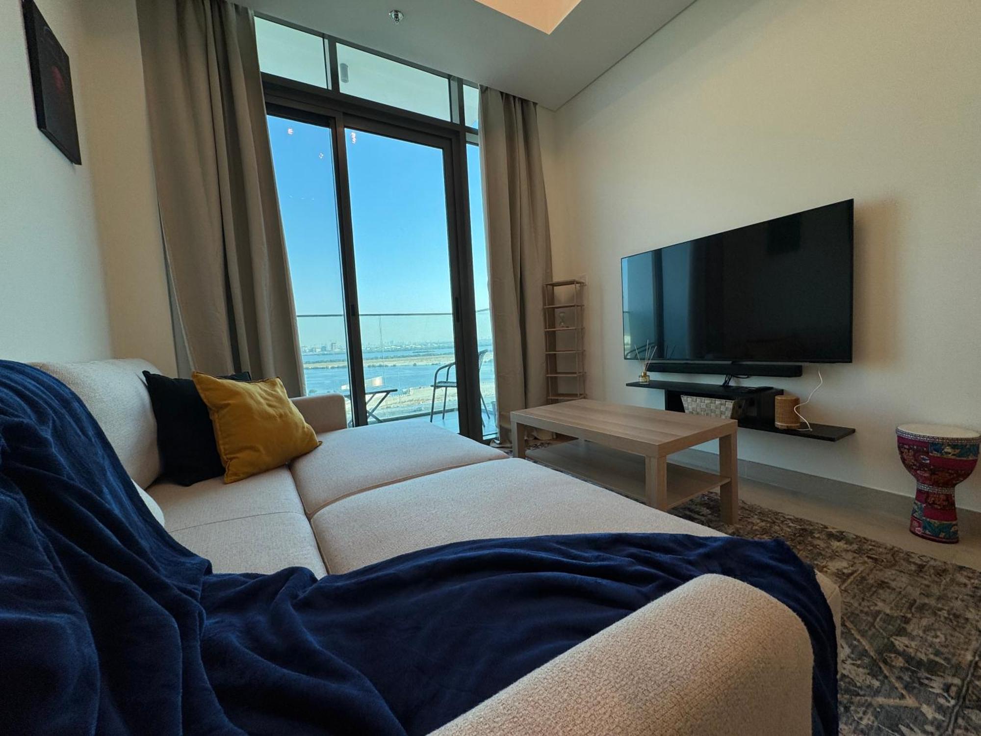 Ashri Luxurious With Breathtaking Views In Azizi Creek Views, Fawad Apartment Dubai